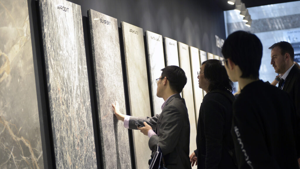 A picture showing the visitors of a stone fair